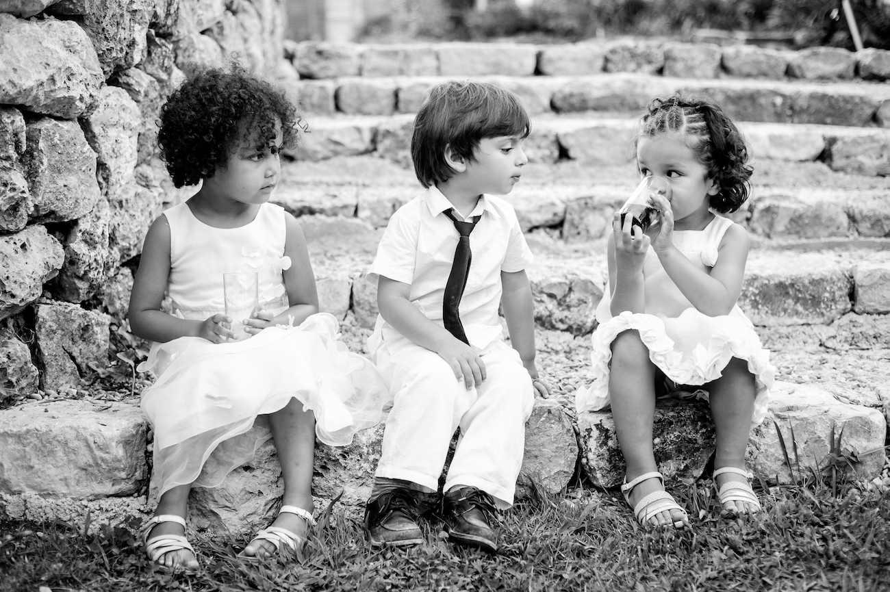 Enfants à un mariage en Provence Reportage Photo lifestyle